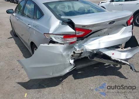 2013 Ford Fusion Se z USA, uszkodzony, nr VIN 3FA6P0H71DR310905